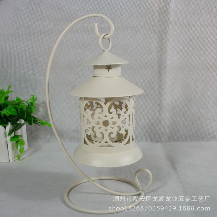 781025091_1298654775