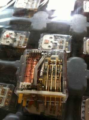 全新原装继电器继电器R10-E6314-2 24VDC R10-E6314-2-24V 24V