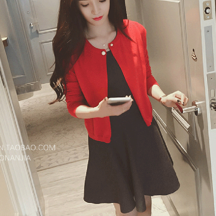 Spring New Knitwear Women's Cardigan Short Korean Style Women's Small Coat Round Neck Pearl Buckle Shawl Top Trendy