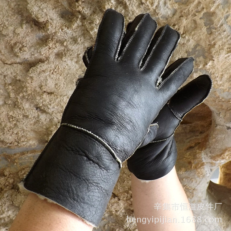 男秋冬季羊皮毛一体皮手套加厚电动车摩托车保暖手套骑车防寒手套