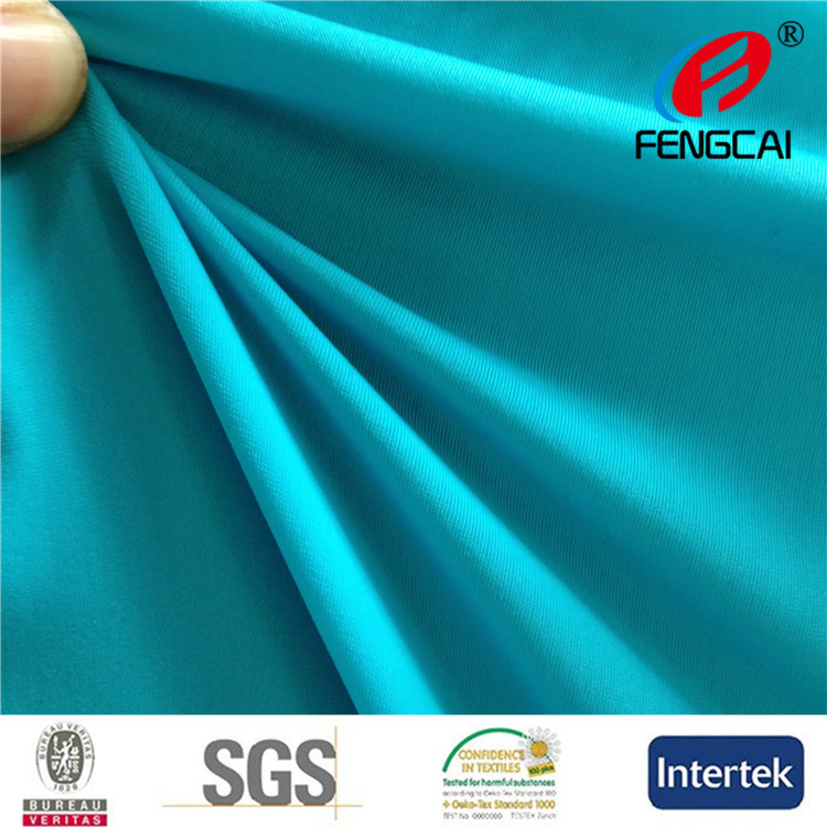 专业供应各种经编涤纶面料 四面弹锦氨泳装面料 规格齐全