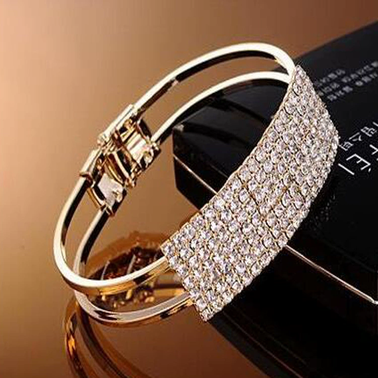 Fashionable bracelet, 2019, Korean style, simple and elegant design, bright catchy style