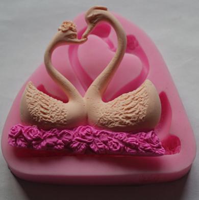 Silicone cake fondant mold silicone 3D mold lace mold cute intimate goose couple Silicone cake fondant mold silicone 3D mold lace mold cute intimate goose couple