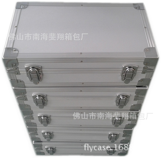 定做手提大号铝合金工具箱/设备仪器箱/摄影器材箱/航模展示箱
