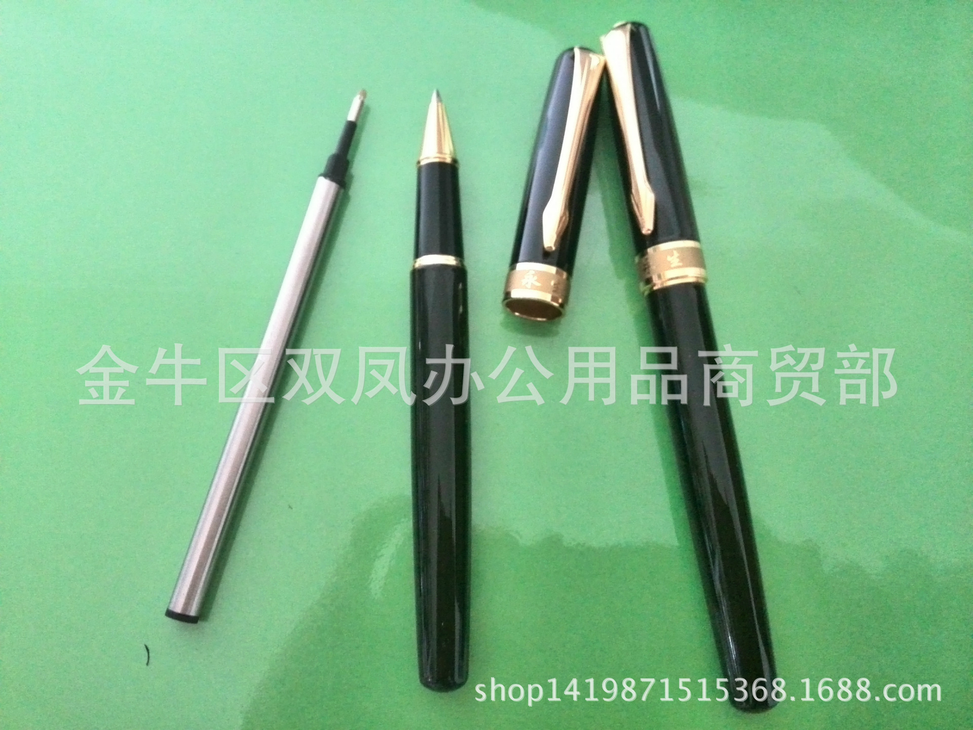 笔尖很细的笔,最细的钢笔笔尖,美工笔笔尖_大山谷图库