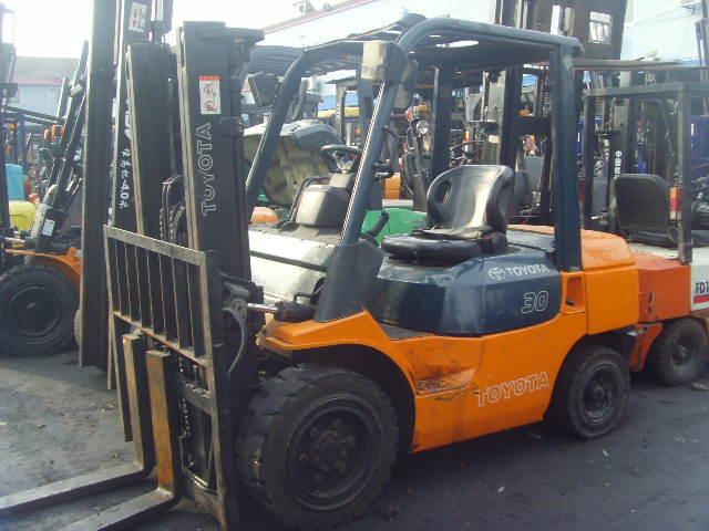 二手丰田前移式叉车 二手叉车转让 3吨叉车转让