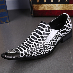 White snake pattern leather shoes business suits men's pointed toe shoes men's British trend singers wedding bridegroom shoes hairstyle shoes 