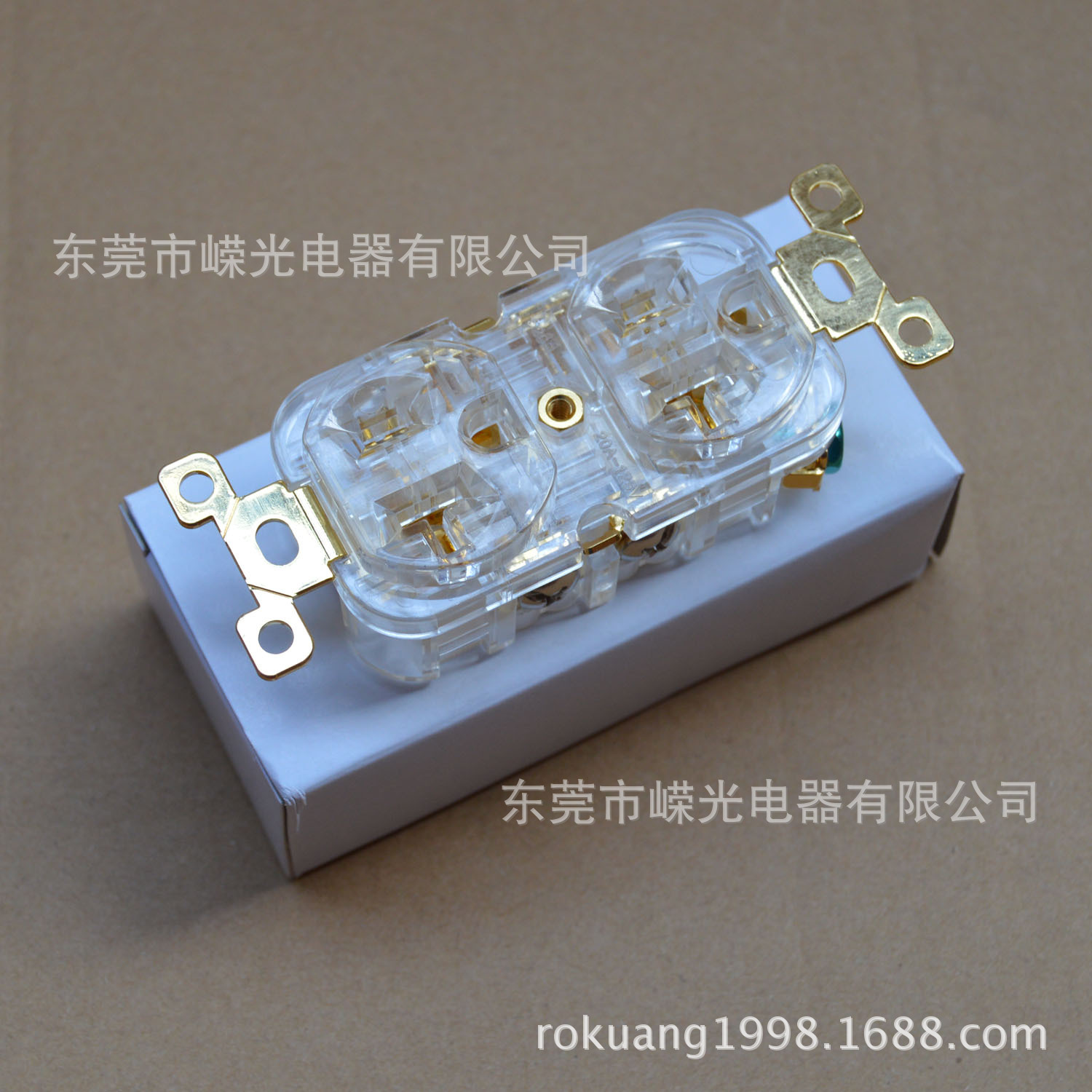 520RD 20A 125VAC NEMA 5-20R 鍍金 美规双联插座 HIFI墙插