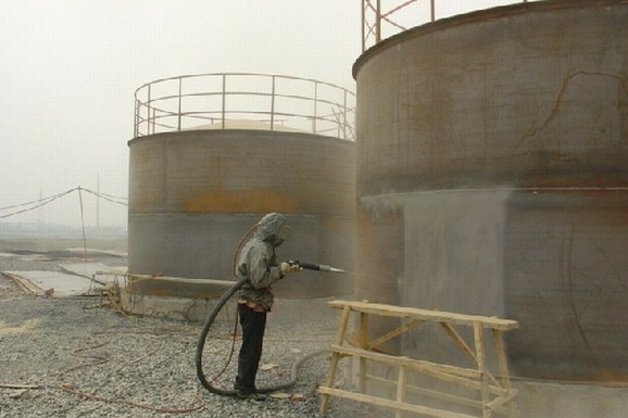 噴砂現場(chǎng)