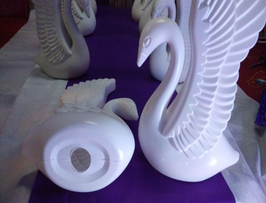 Swan Figure 2
