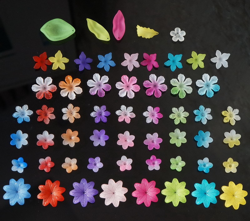 Factory direct sales of 30mm frosted transparent acrylic five-petal flower beads diy ancient-style hair accessory materials wholesale detail image 12