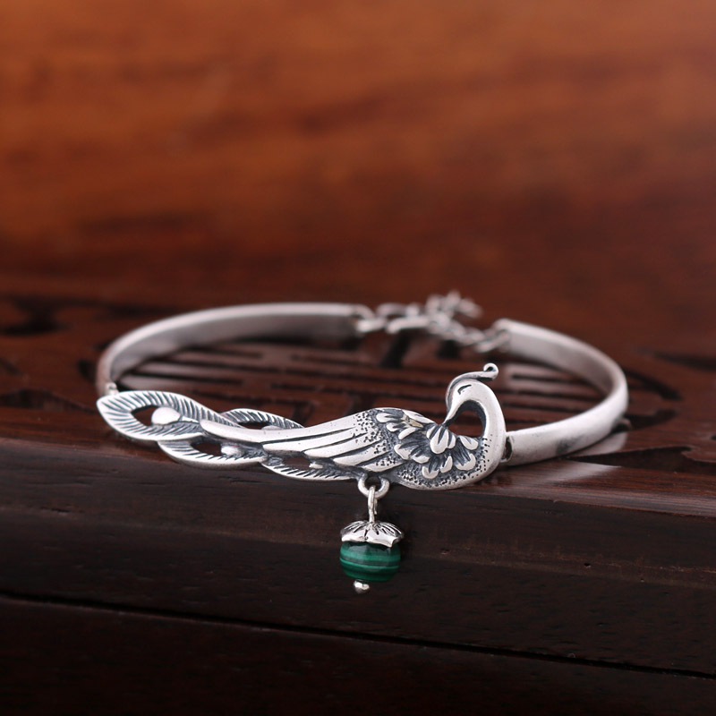 Matte retro ethnic silver bracelet malachite