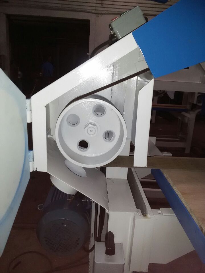 A99C732E56D4F930A0D9445A58F8EE