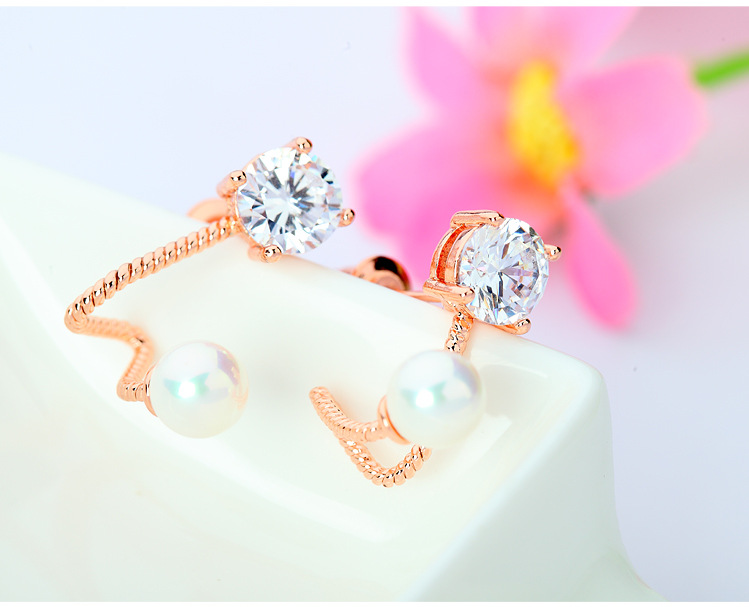 Zircon Fashion Pearl Earrings Wholesale display picture 3