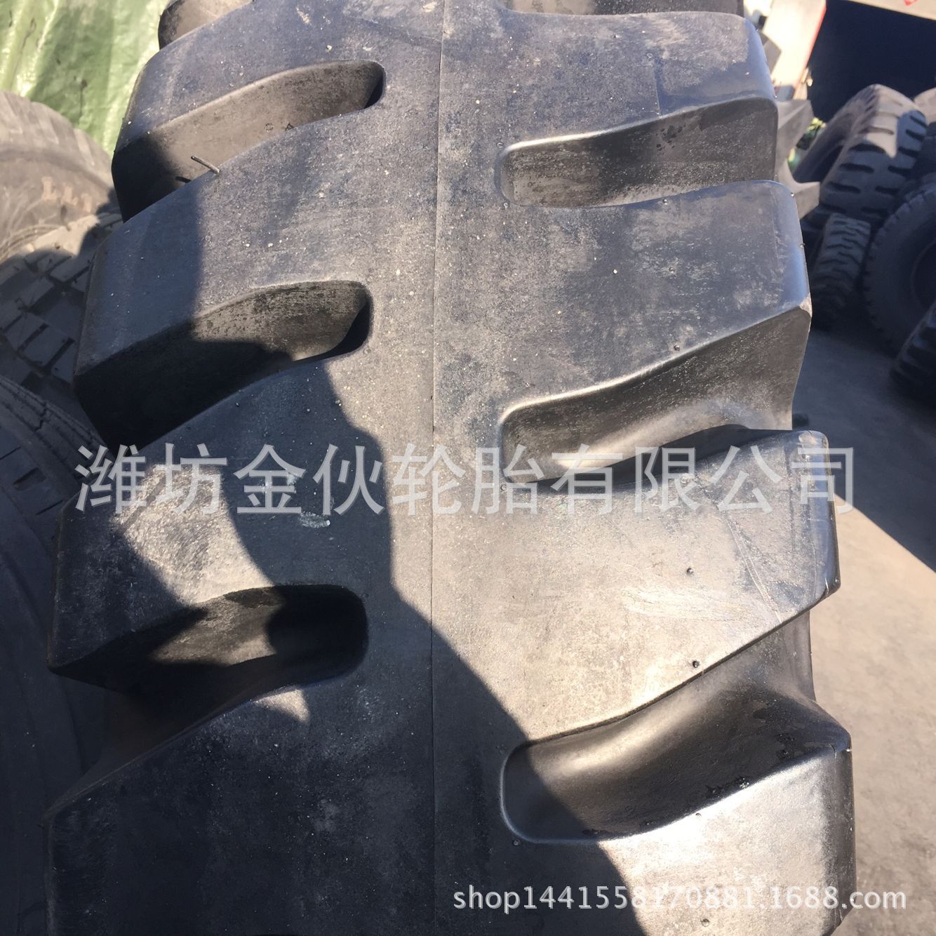 供应 1800-25  12.00-24 E-4J花纹18.00-25港口吊车专用轮胎