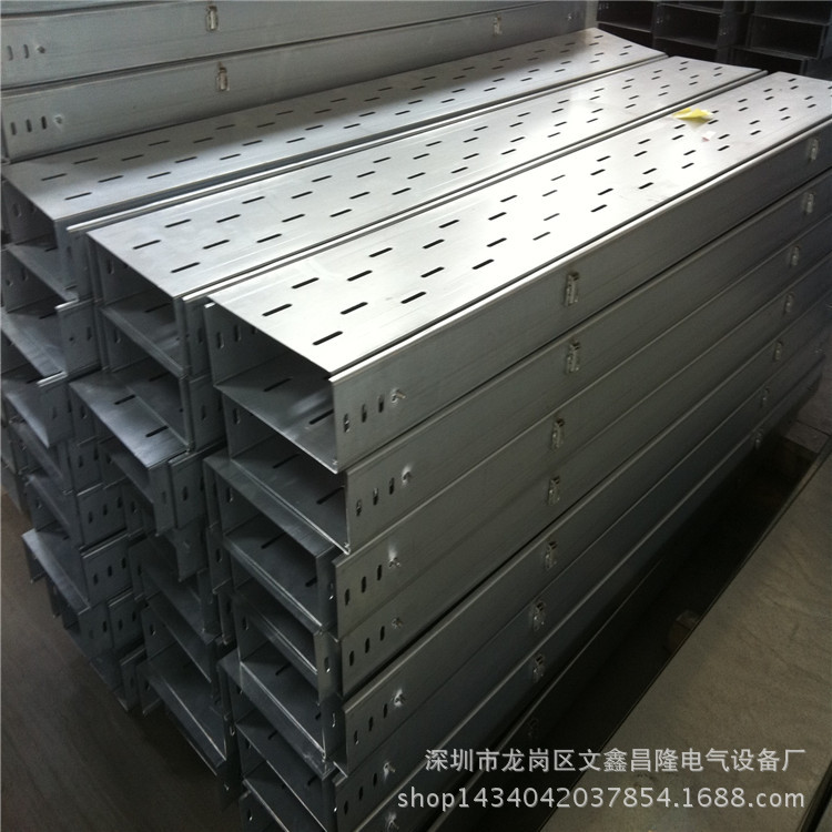 托盘式电缆桥架_托盘式电缆桥架 热镀锌托盘桥