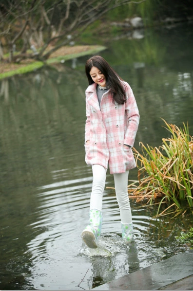 Tape, non-slip boots, shoes, fashionable waterproof shoe covers for men and women, increased thickness