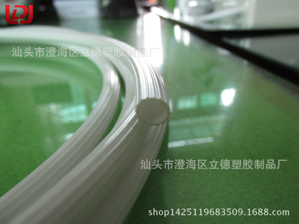 供应PVC竖纹管 塑料软管条纹 PVC软管 外竖纹管 可 定 制 批发