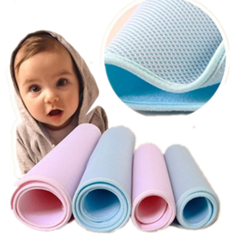 Small 3D bamboo fiber baby urine pad three layer waterproof breathable urine pad baby products wholesale