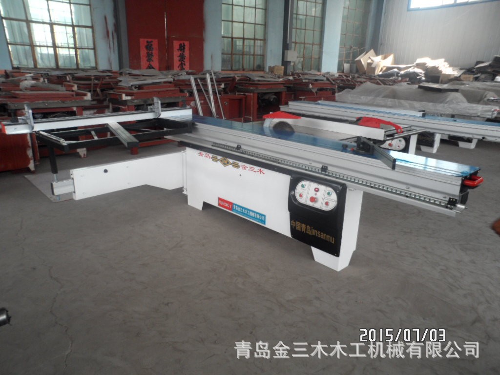 厂家批发 木工机械裁板锯 木工裁板锯推台锯 欧座圆棒导轨 90度锯