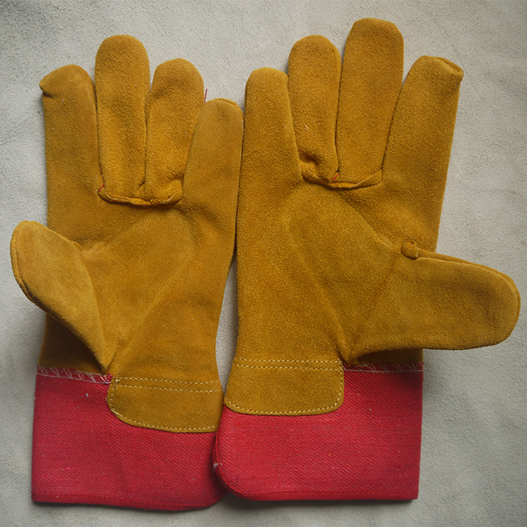（高州亿佳源）厂家供应各种皮劳保防护工地工人专用防切割手套