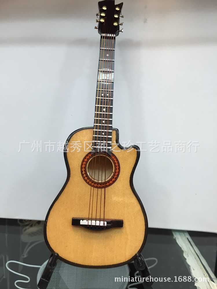 ���ֳߴ�ľ����������ģ��