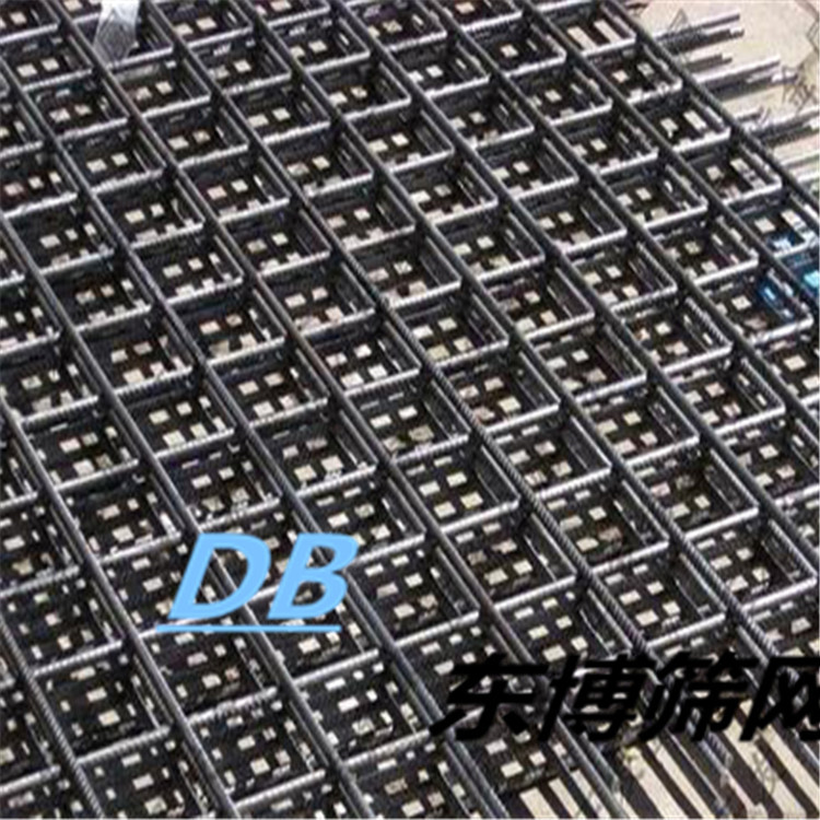 镀锌网片低价热销镀锌铁丝网片 建筑电焊网片养殖钢丝防护围栏