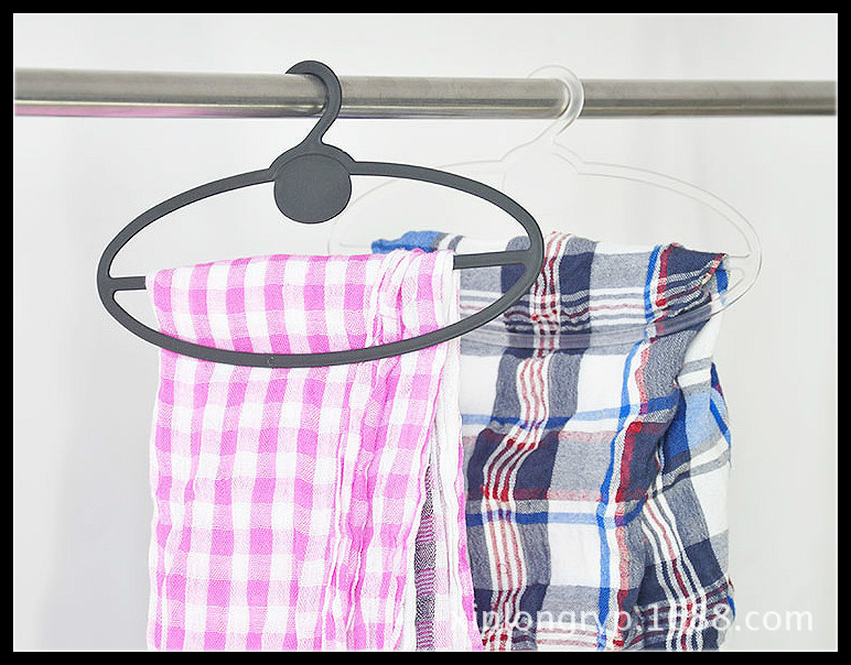 2439517774_1330467812