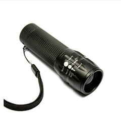 Bicycle front light telescopic zoom powerful flashlight charging LED aluminum flashlight mountain bike equipment