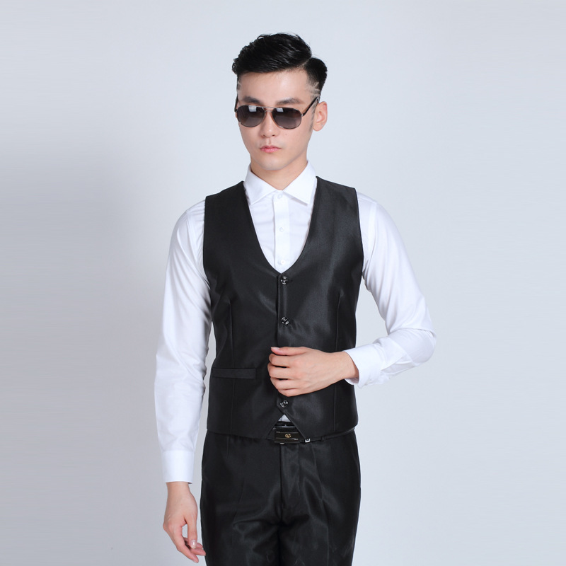 광택 있는 검정색