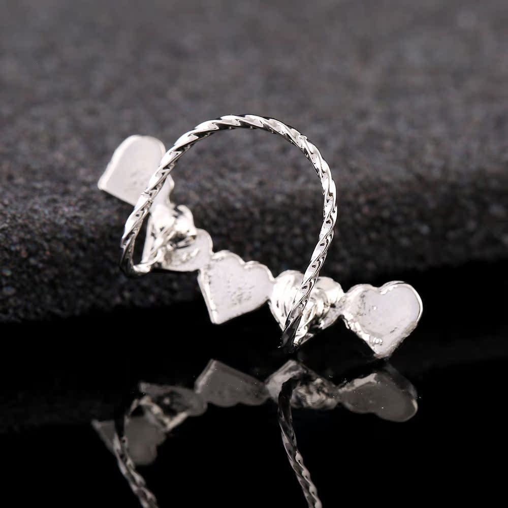 Simple U-shaped Heart-shaped Ear Bone Clip display picture 8