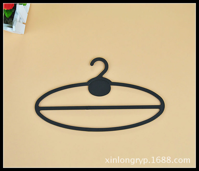 2443998756_1330467812