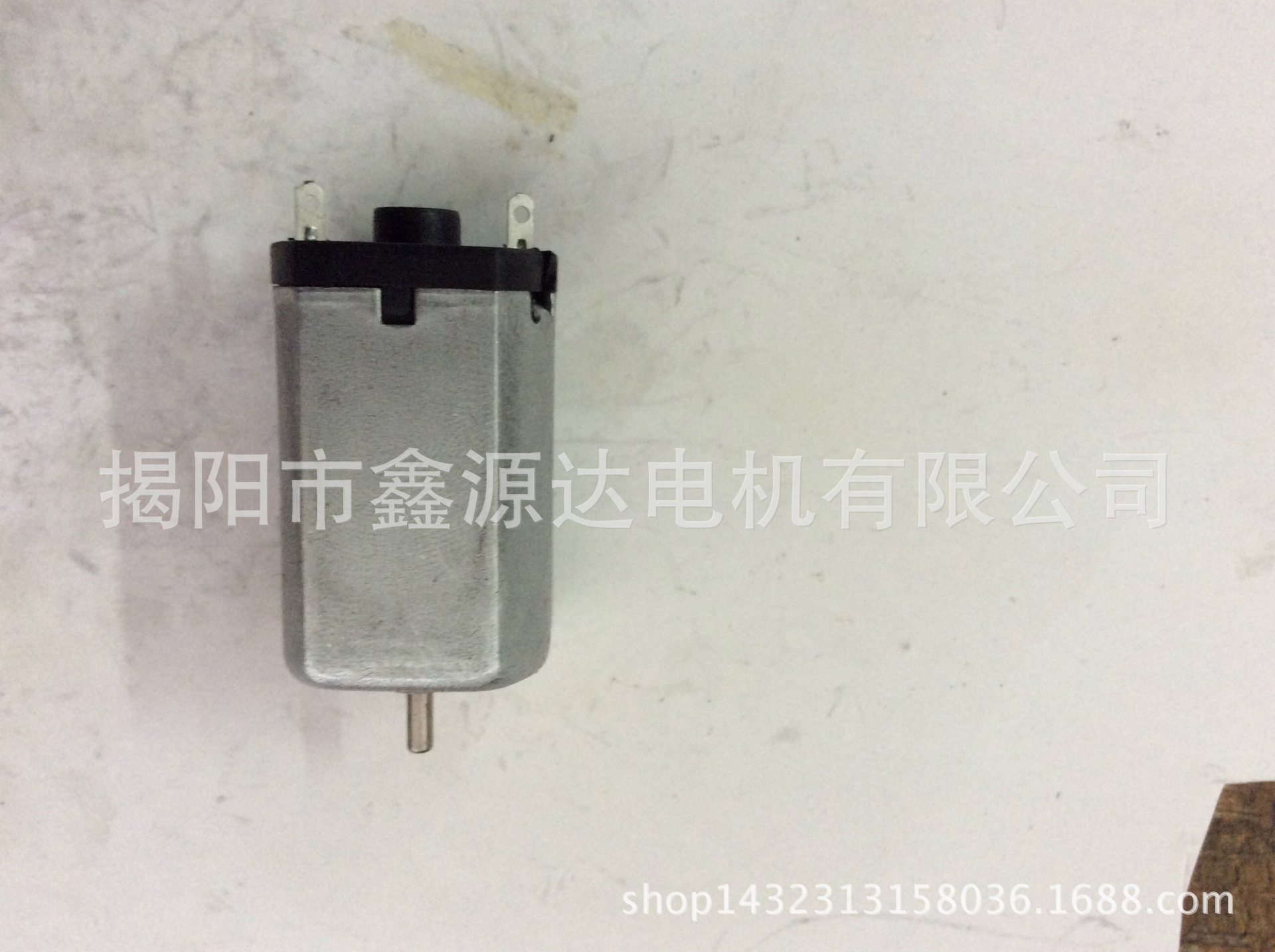 厂家直销电动剃须刀180电机、电推剪马达、电动护理产品电机