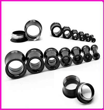 Pointed titanium steel lip stud product view