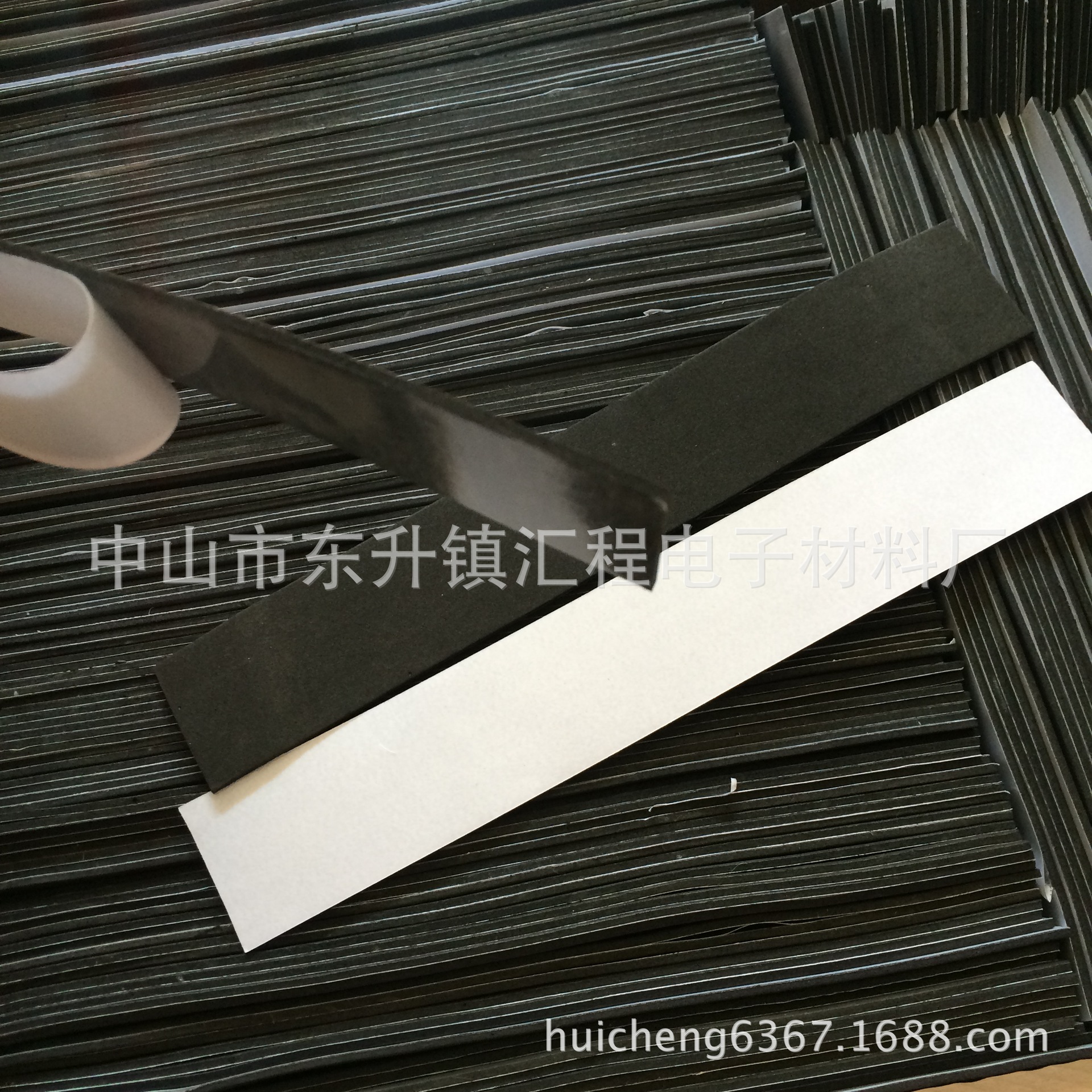 厂家供应 单面背胶EVA胶条 EVA密封胶条 EVA条 等等