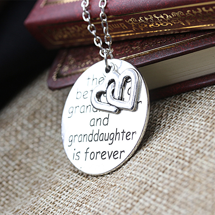 Engraved English Letters Round Love Letters Grandmother Pendant Necklace display picture 11