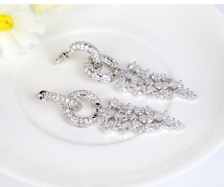 Jinse Aaa Zircon Boucles D'oreilles Ne Tombent Pas Boucles D'oreilles Européenne Et Américaine De La Mode Exagérée Bijoux Usine En Gros Femelle display picture 5