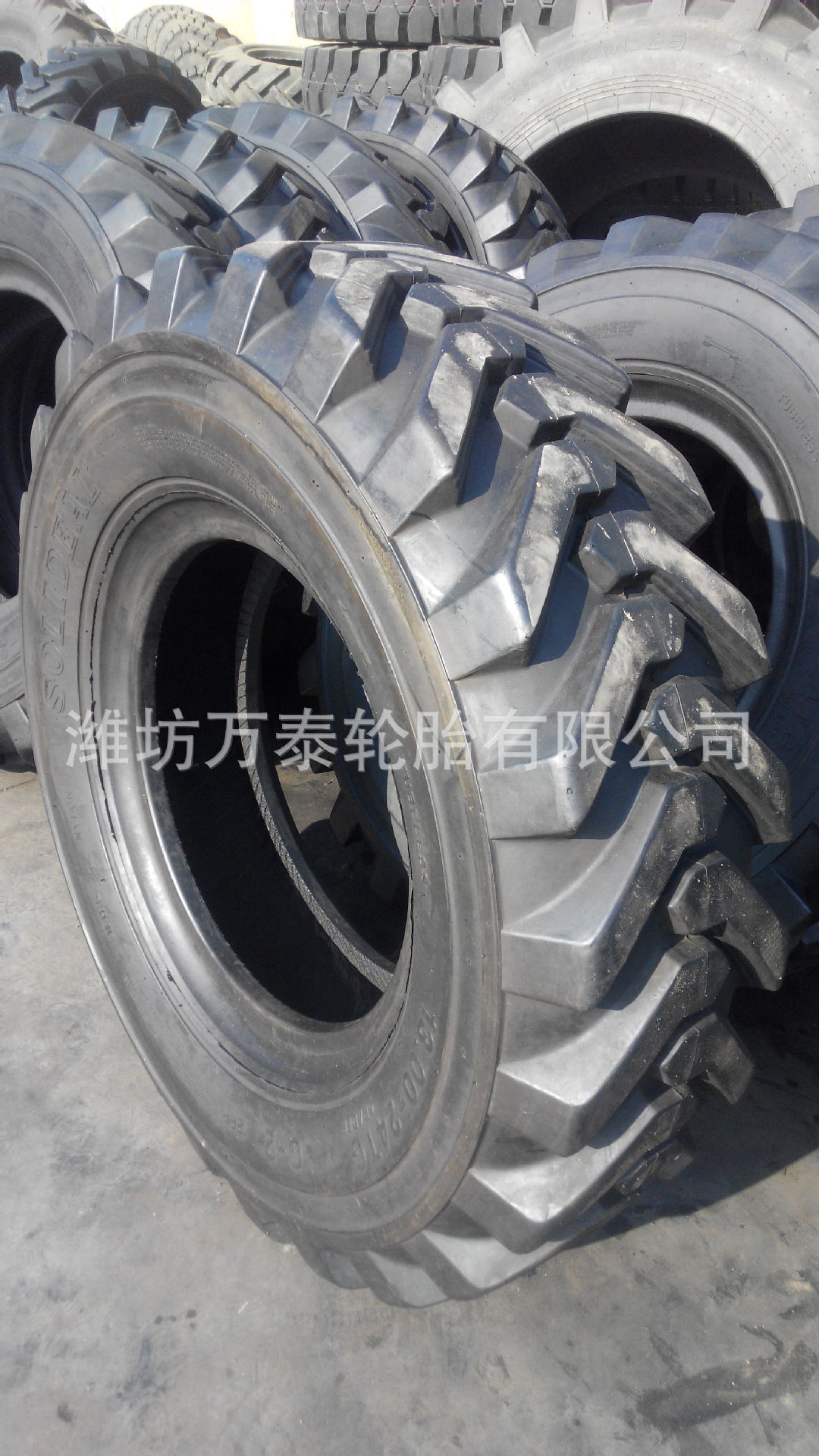 厂家促销优质1300-24平地机胎13.00-24工程机械轮胎 全新正品三包