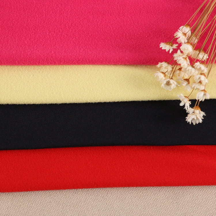 In-stock 100D single-sided brushed milk silk fabric for sportswear tops and bottoms, polyester-elastane sweat fabric