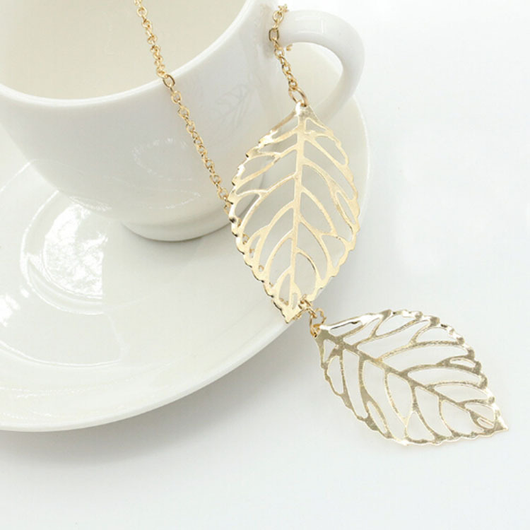 Fashion Metal Colorful Hollow Tree Leaf Two Large Leaf Pendant Necklace display picture 2