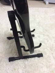 Manufacturer wholesales large quantities of Bakelite dual-purpose vertical folding folk classical guitar stand A stand seat stand vertical guitar stand