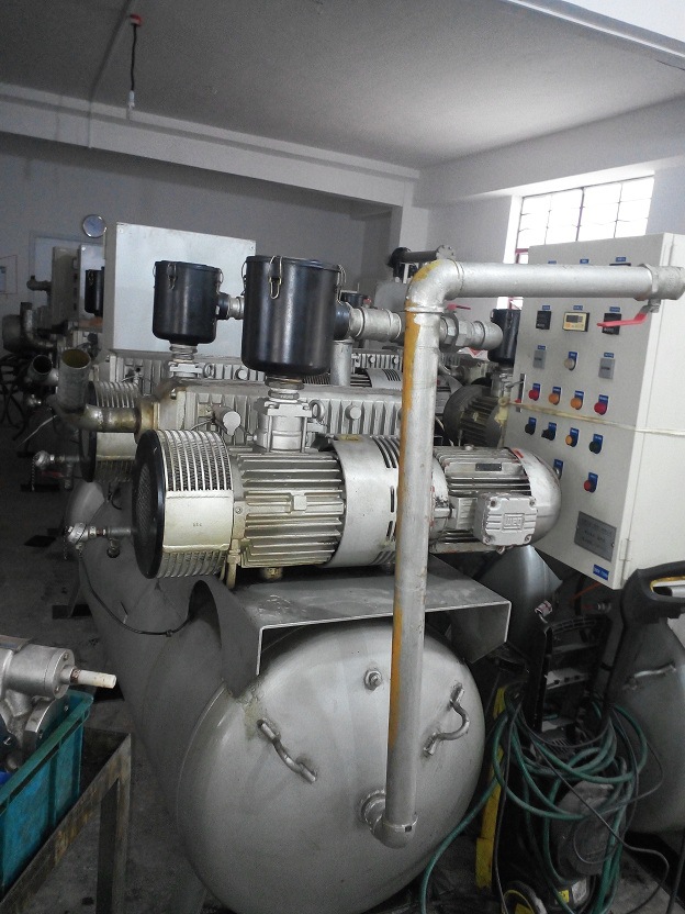 上海真空泵系统型号RA0302D七成新二手真空泵组  油润滑真空系统