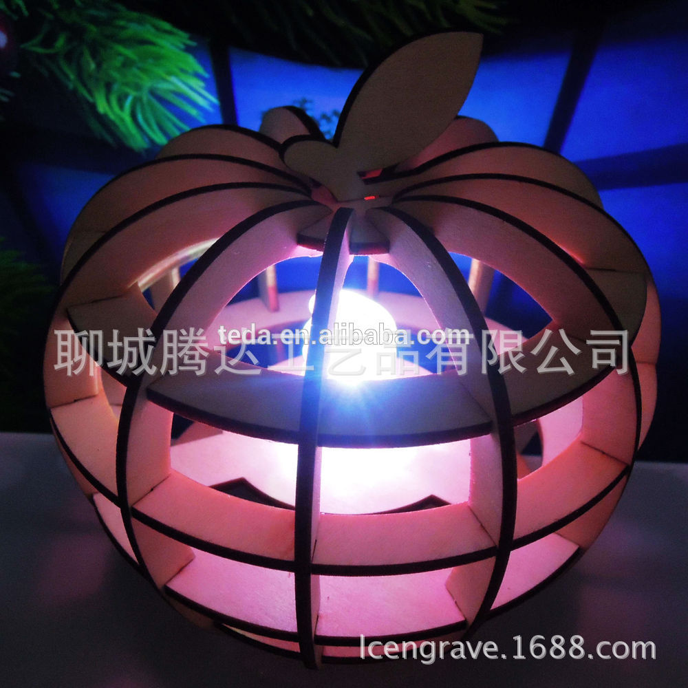 精美拼接木质led灯 激光雕刻木片拼接小笼子可预定制万圣节南瓜灯