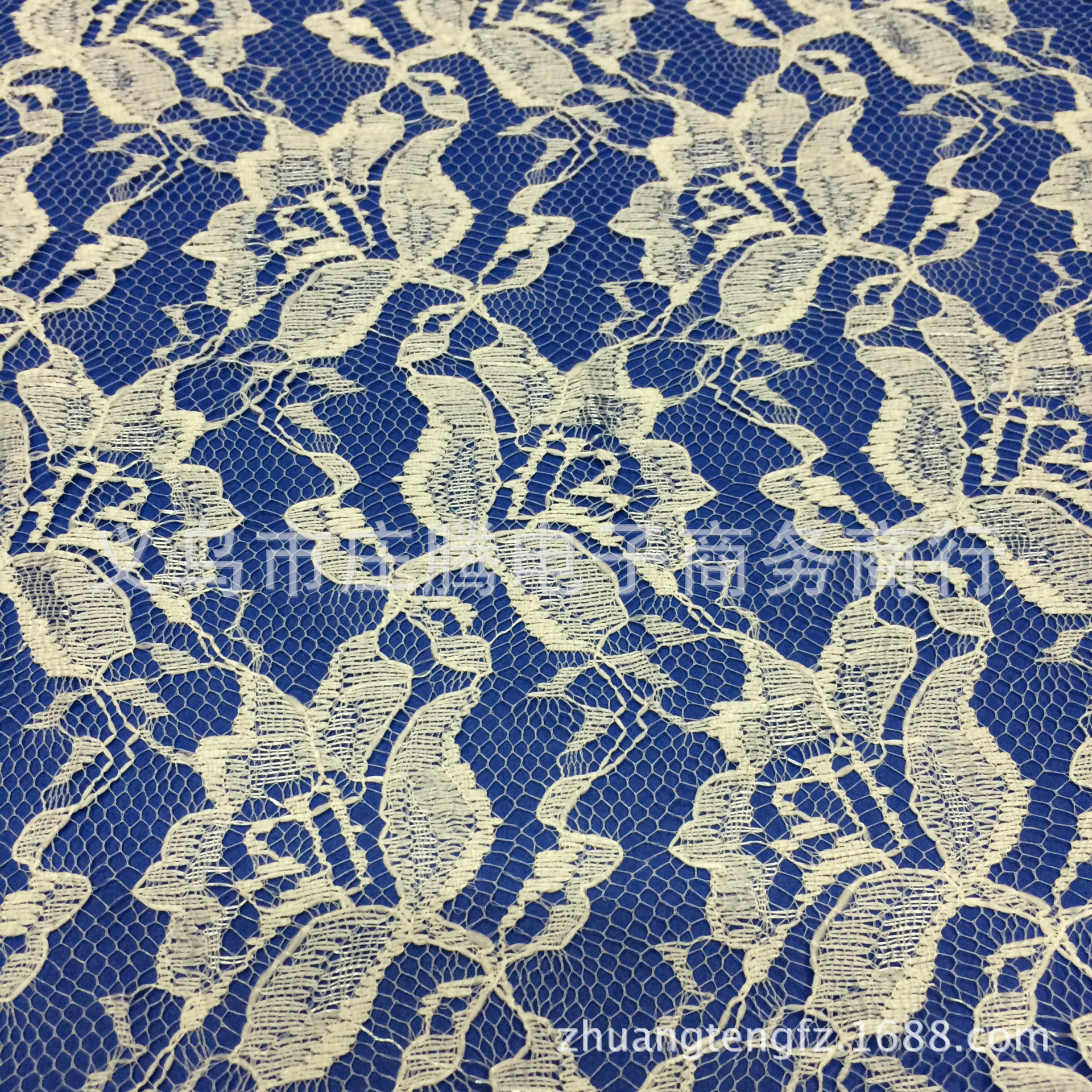 C3F95BCA-40DF-482E-8D00-115E31