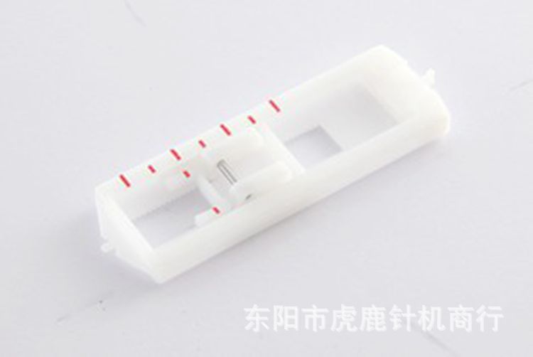四步锁扣眼压脚   家用多功能用压脚   锁眼压脚 型号  7302