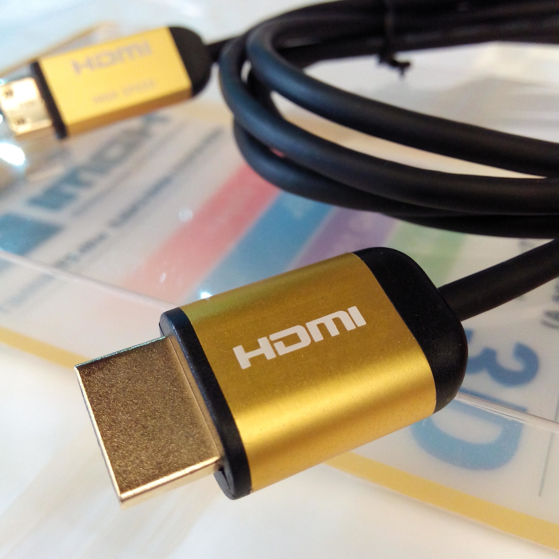 供应HDMI线 扁线HDMI1.5M 1.4版支持3D吸塑包装