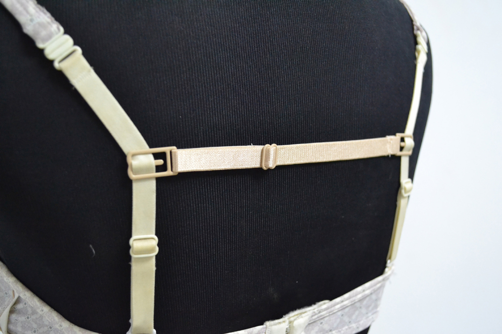 Fixation pour soutien-gorge - Ref 821816 Image 7