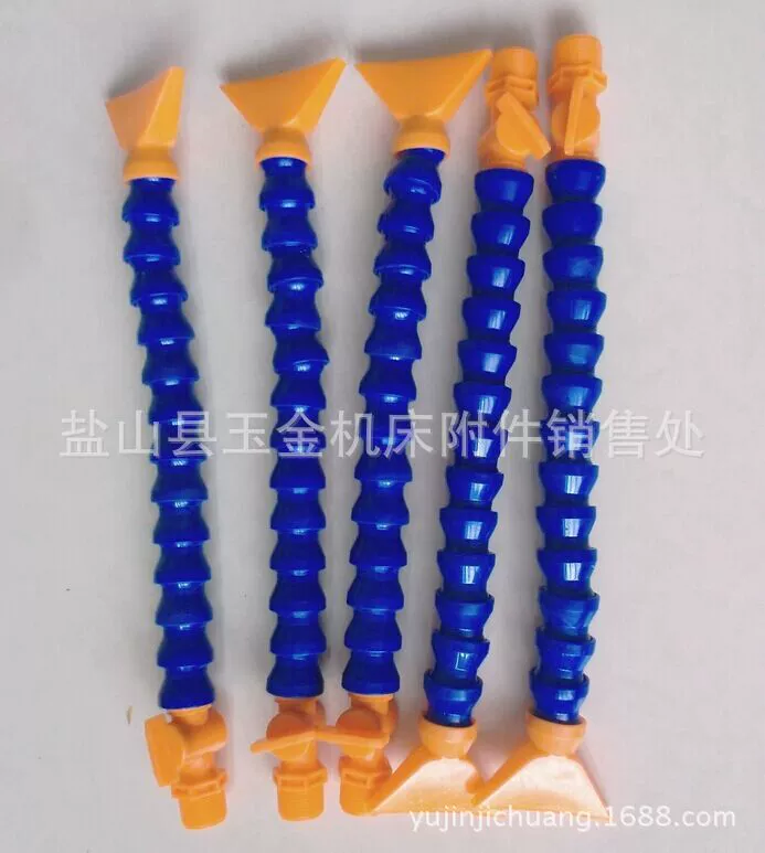 В наличии производители продают 3/4 охлаждающей трубы с круглым горлышком плоское сопло 6 точек пластиковая/металлическая охлаждающая труба