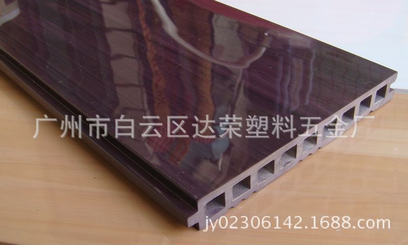 PVC塑料地板 石塑地板（山纹）挤塑加工定制