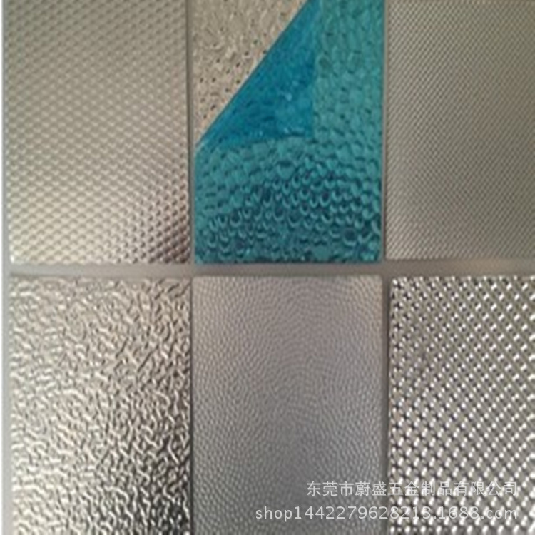 现货供应各种国产0.4mm锤纹压花镜面铝板灯罩植物灯专用料